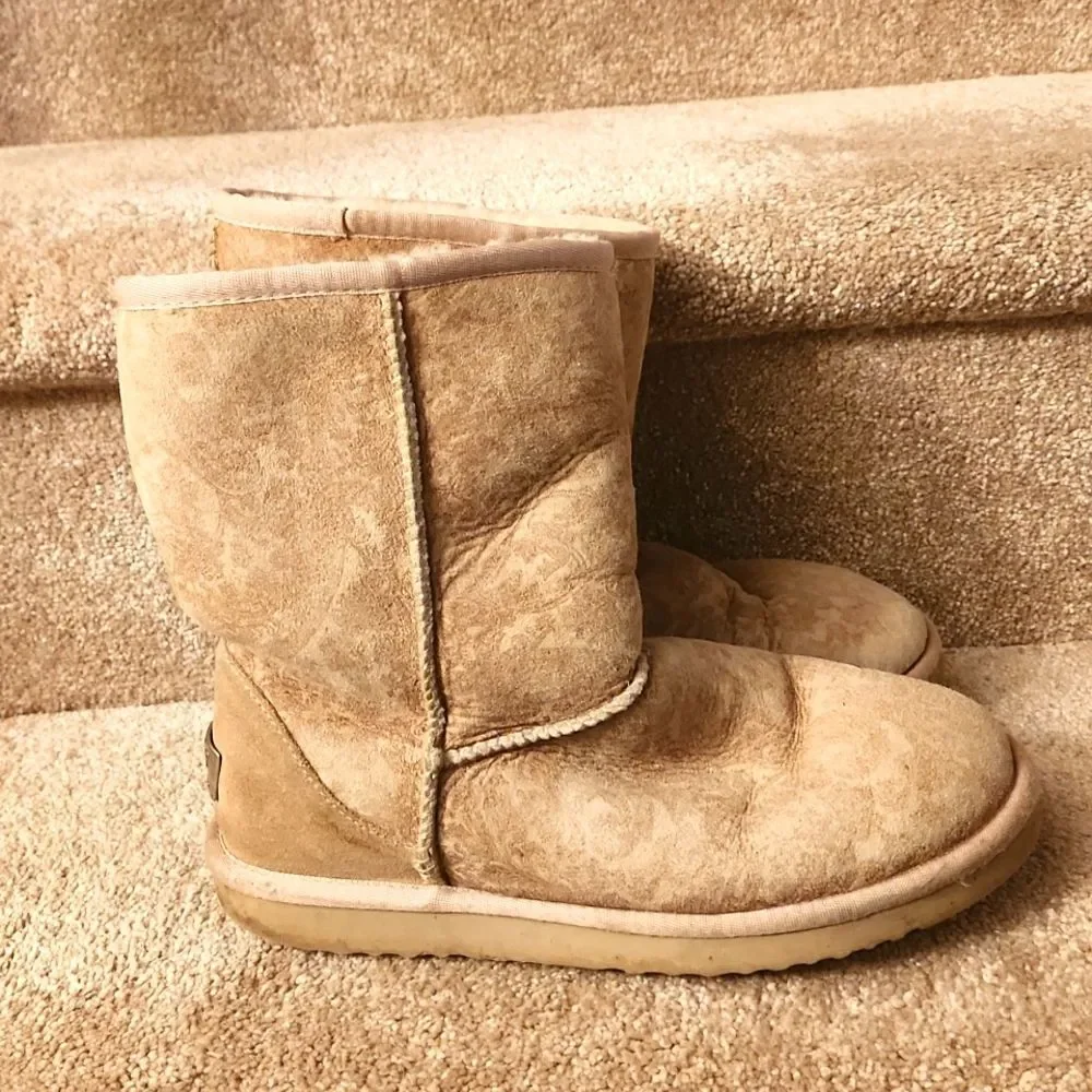 Ugg Classic Short Tan Suede Boots w/ Print 